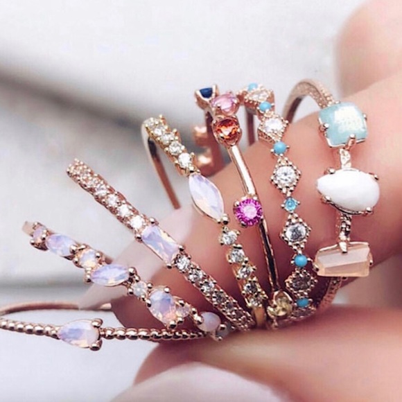 Dainty Pastel Cubic Zirconia Ring Silver-sz 6 or 7 NWT - Picture 1 of 2